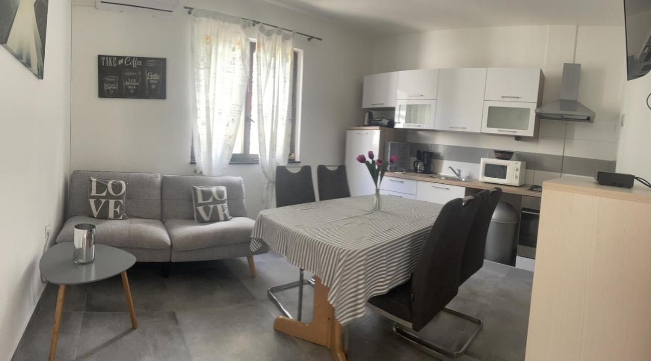 Apartment Greta Labin  Extérieur photo